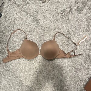 NWT SKIMS Sienna Push-Up Bra